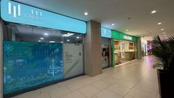 Lucky Plaza (D9), Retail #529597441